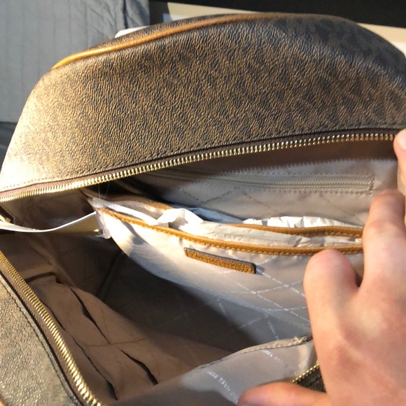 MICHAEL Michael Kors Abbey Large Leather Backpack